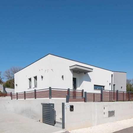 Villa Mateo 2 Ližnjan Kültér fotó